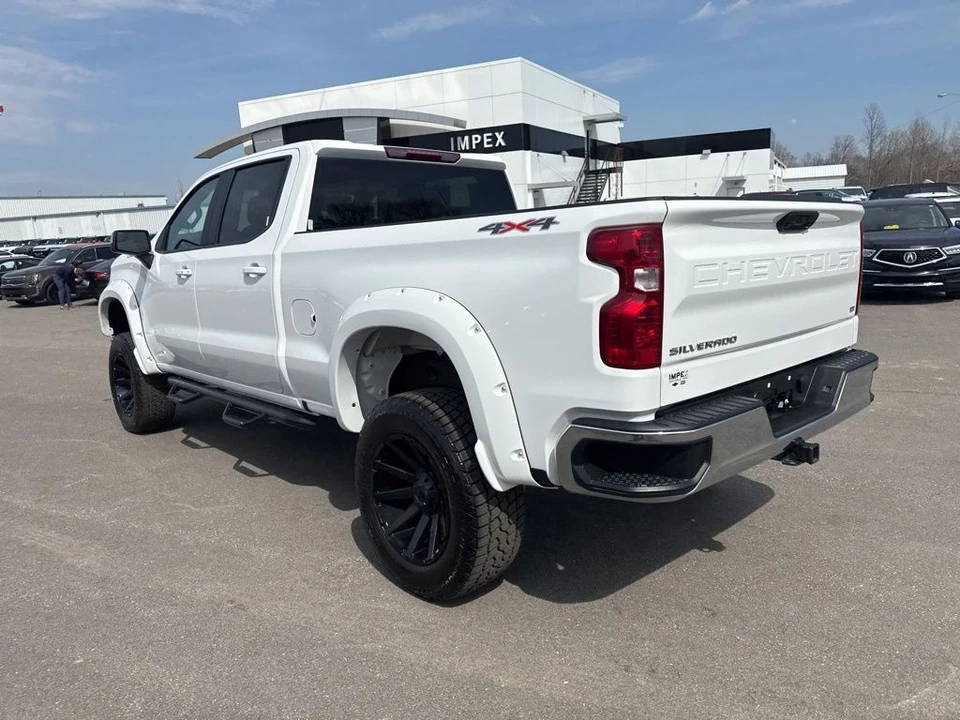 2025 Chevrolet Silverado 4th Gen - Image 3 of 31