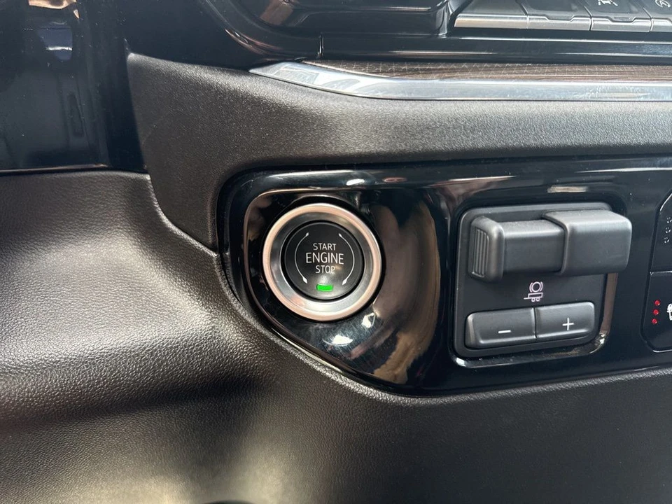 2025 Chevrolet Silverado 4th Gen - Image 22 of 31