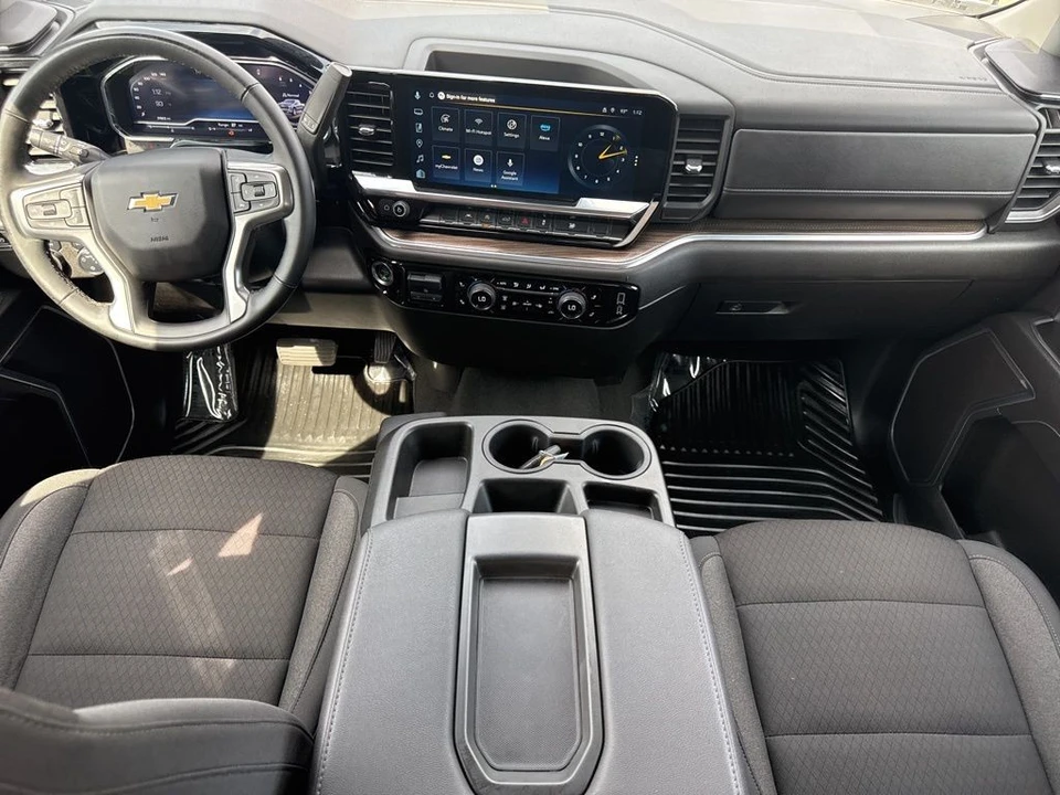 2025 Chevrolet Silverado 4th Gen - Image 13 of 21