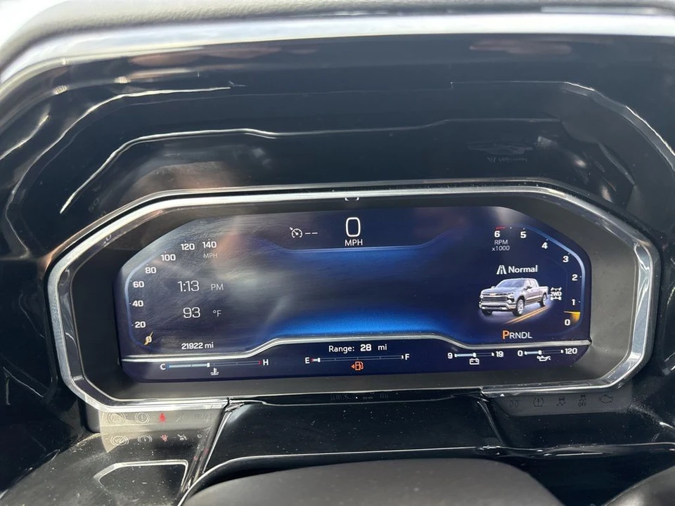 2025 Chevrolet Silverado 4th Gen - Image 24 of 31