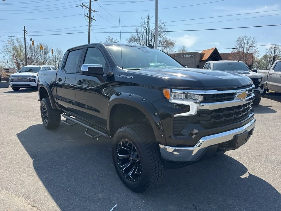 2025 Chevrolet Silverado 4th Gen - Image 7 of 21