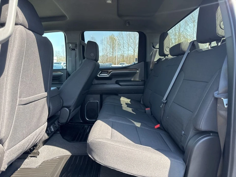 2025 Chevrolet Silverado 4th Gen - Image 11 of 21