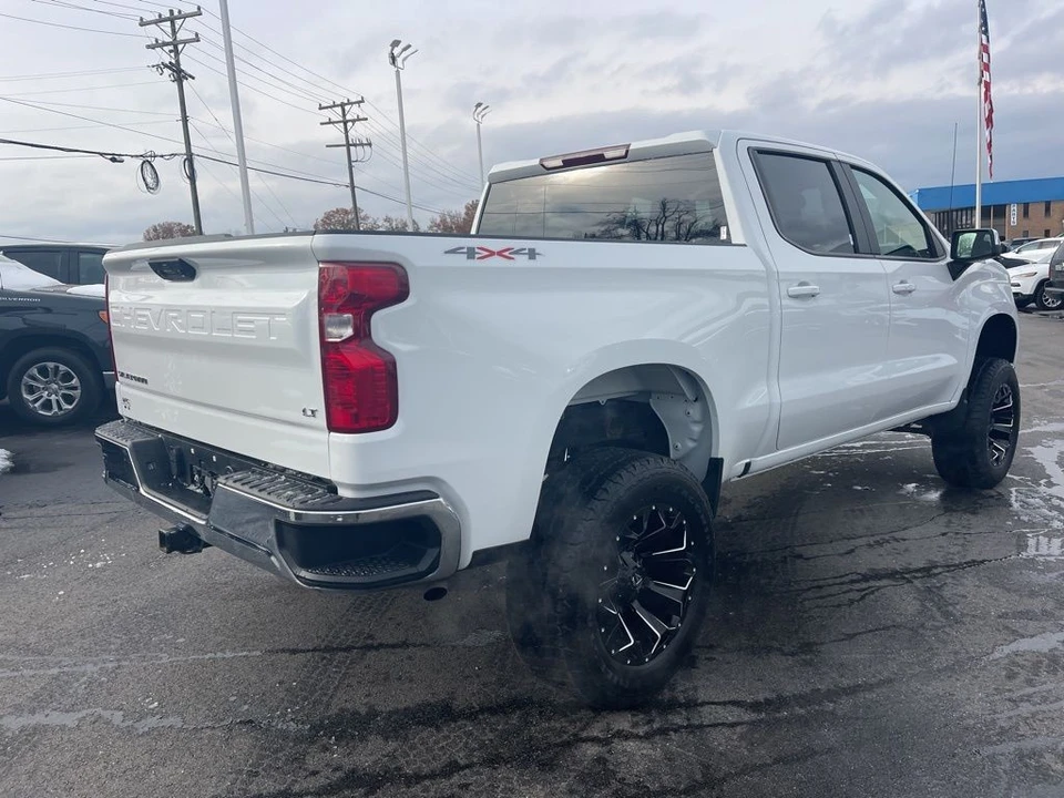 2025 Chevrolet Silverado 4th Gen - Image 5 of 12