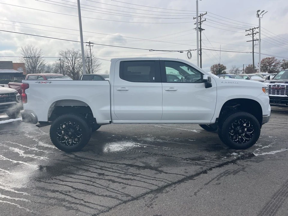 2025 Chevrolet Silverado 4th Gen - Image 6 of 12