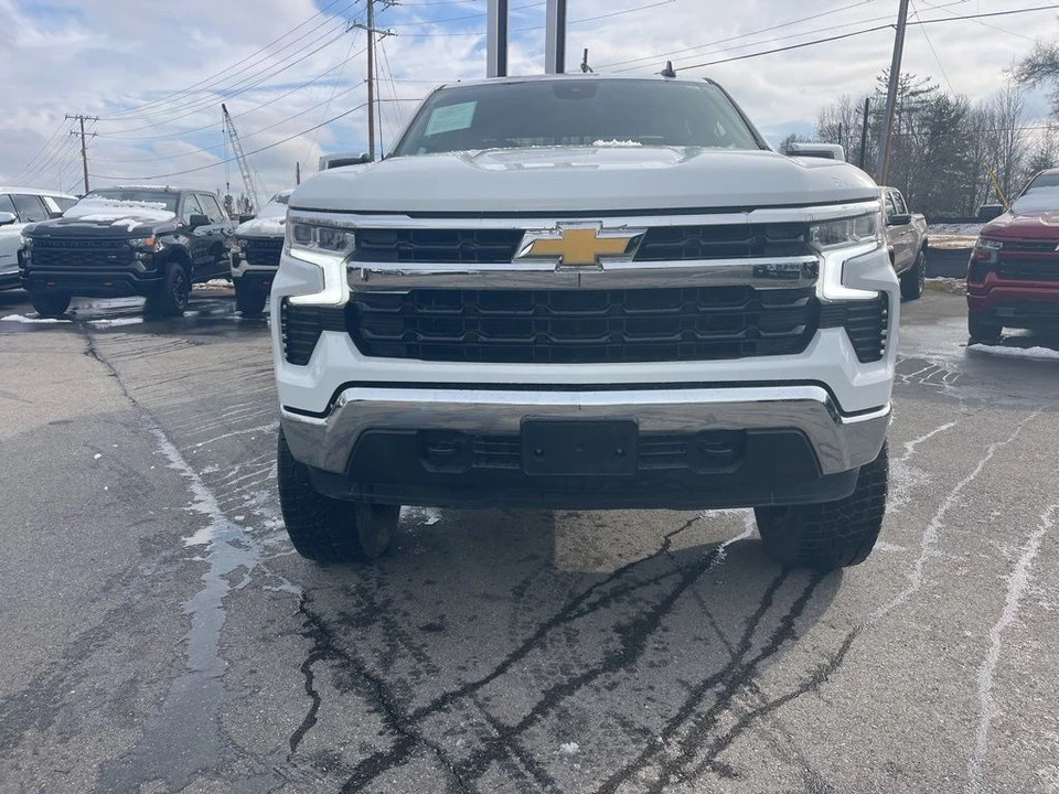 2025 Chevrolet Silverado 4th Gen - Image 8 of 12