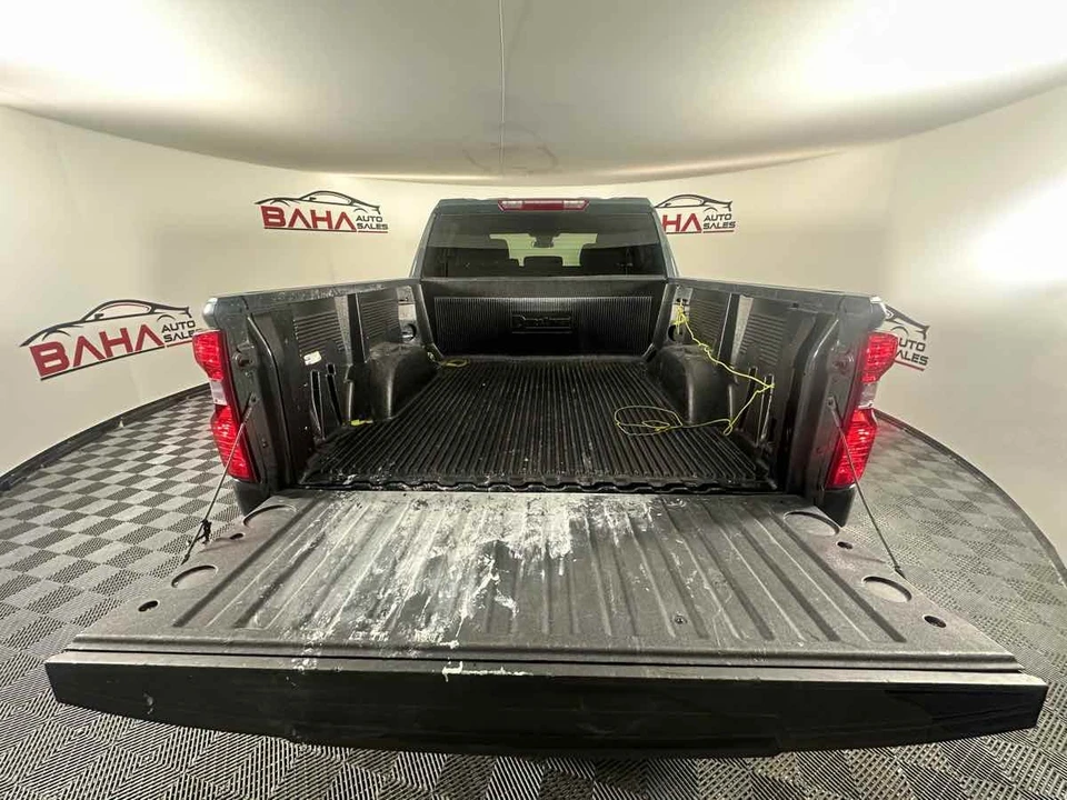 2025 Chevrolet Silverado 4th Gen - Image 17 of 21