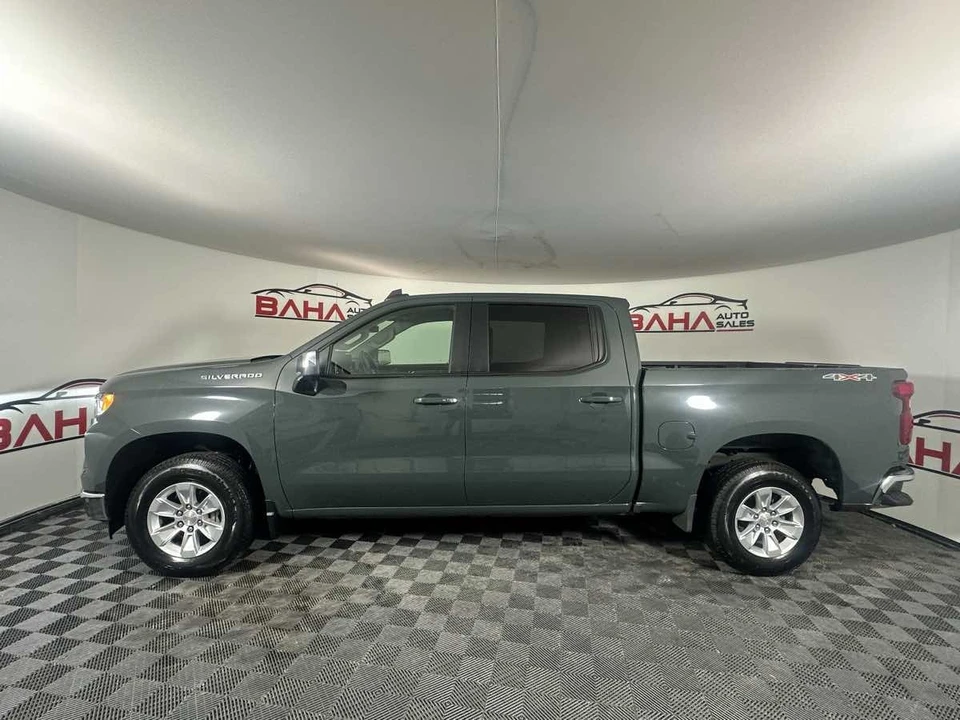 2025 Chevrolet Silverado 4th Gen - Image 2 of 21