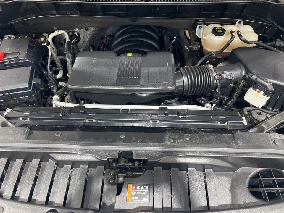 2025 Chevrolet Silverado 4th Gen - Image 27 of 30