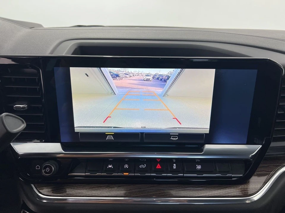 2025 Chevrolet Silverado 4th Gen - Image 14 of 21