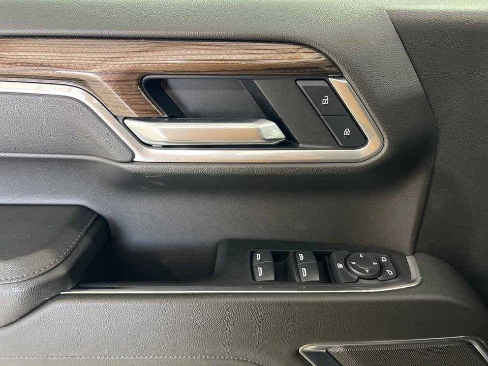 2025 Chevrolet Silverado 4th Gen - Image 22 of 30