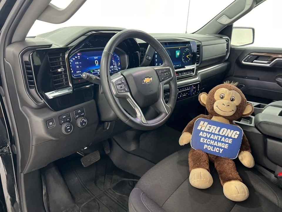 2025 Chevrolet Silverado 4th Gen - Image 9 of 30