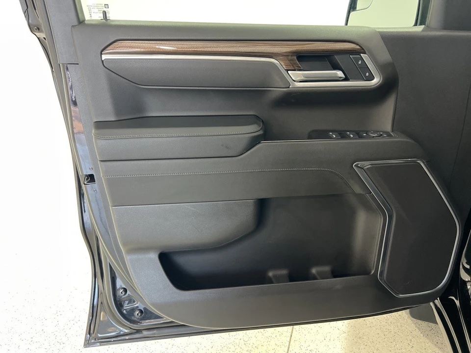 2025 Chevrolet Silverado 4th Gen - Image 21 of 21