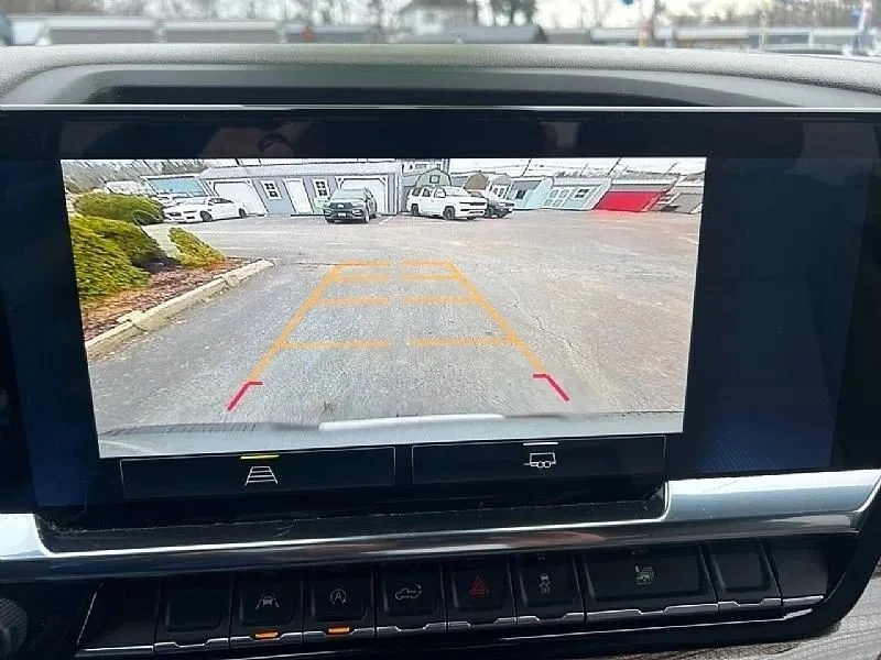 2025 Chevrolet Silverado 4th Gen - Image 10 of 12