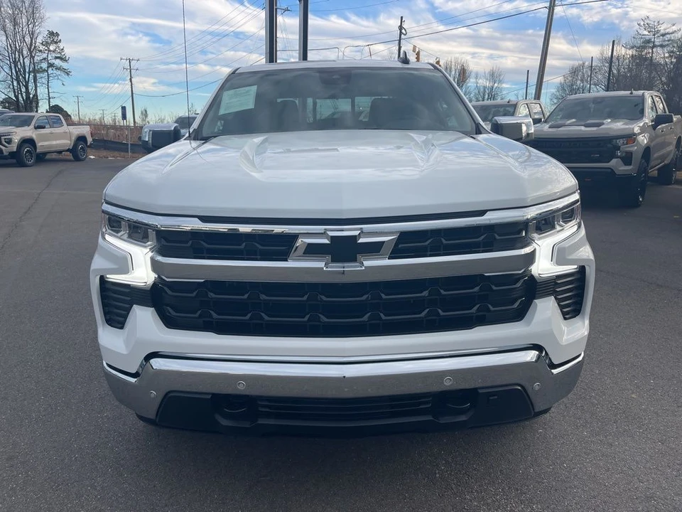 2025 Chevrolet Silverado 4th Gen - Image 8 of 16
