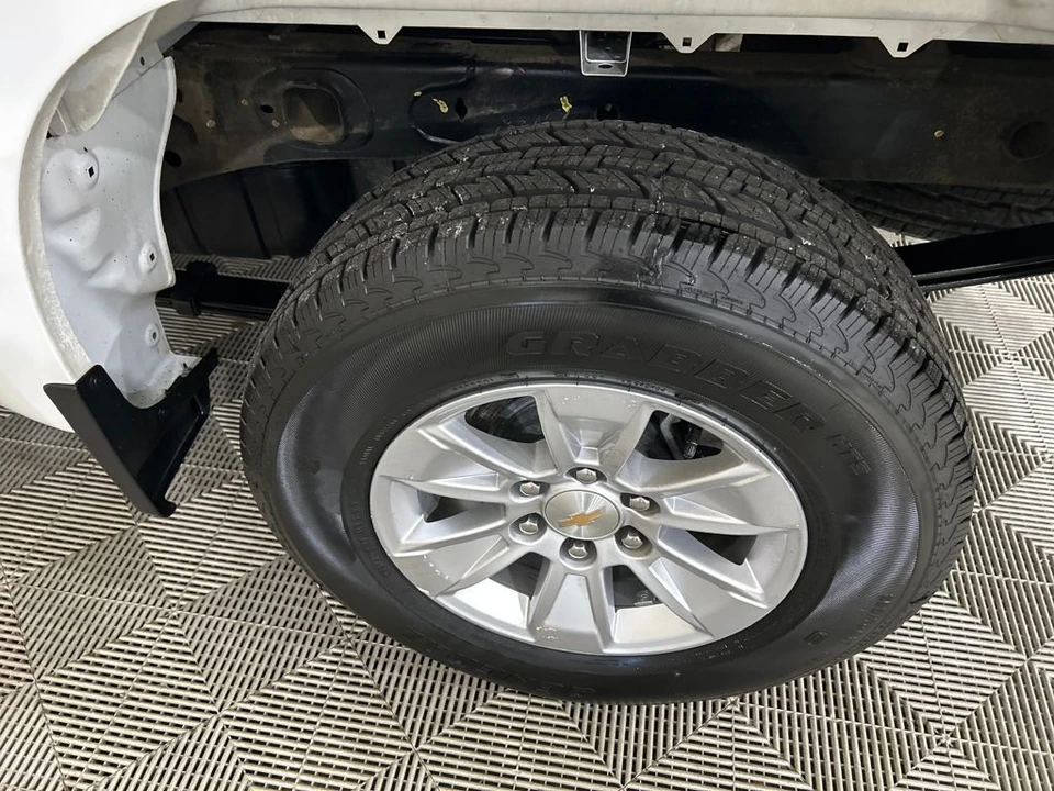 2025 Chevrolet Silverado 4th Gen - Image 11 of 12