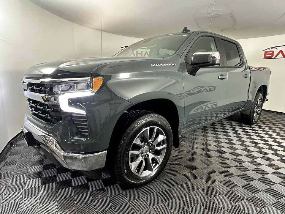2025 Chevrolet Silverado 4th Gen - Image 2 of 21