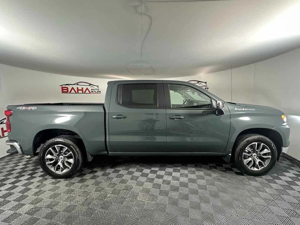 2025 Chevrolet Silverado 4th Gen - Image 10 of 21