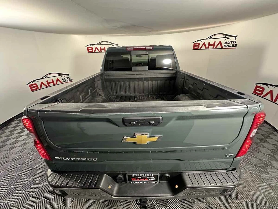 2025 Chevrolet Silverado 4th Gen - Image 19 of 21