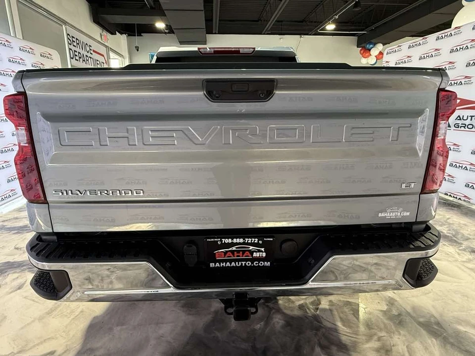 2025 Chevrolet Silverado 4th Gen - Image 18 of 21
