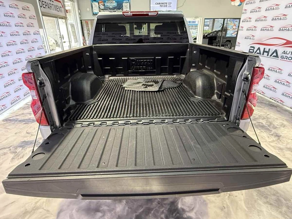 2025 Chevrolet Silverado 4th Gen - Image 20 of 21