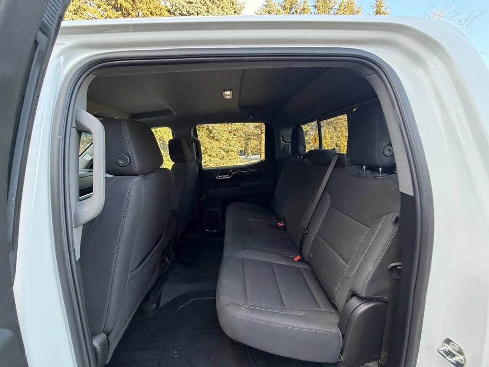2025 Chevrolet Silverado 4th Gen - Image 14 of 21