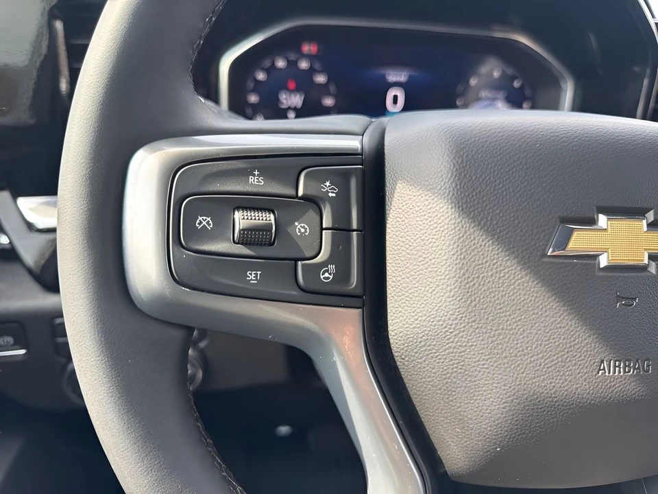 2025 Chevrolet Silverado 4th Gen - Image 14 of 21