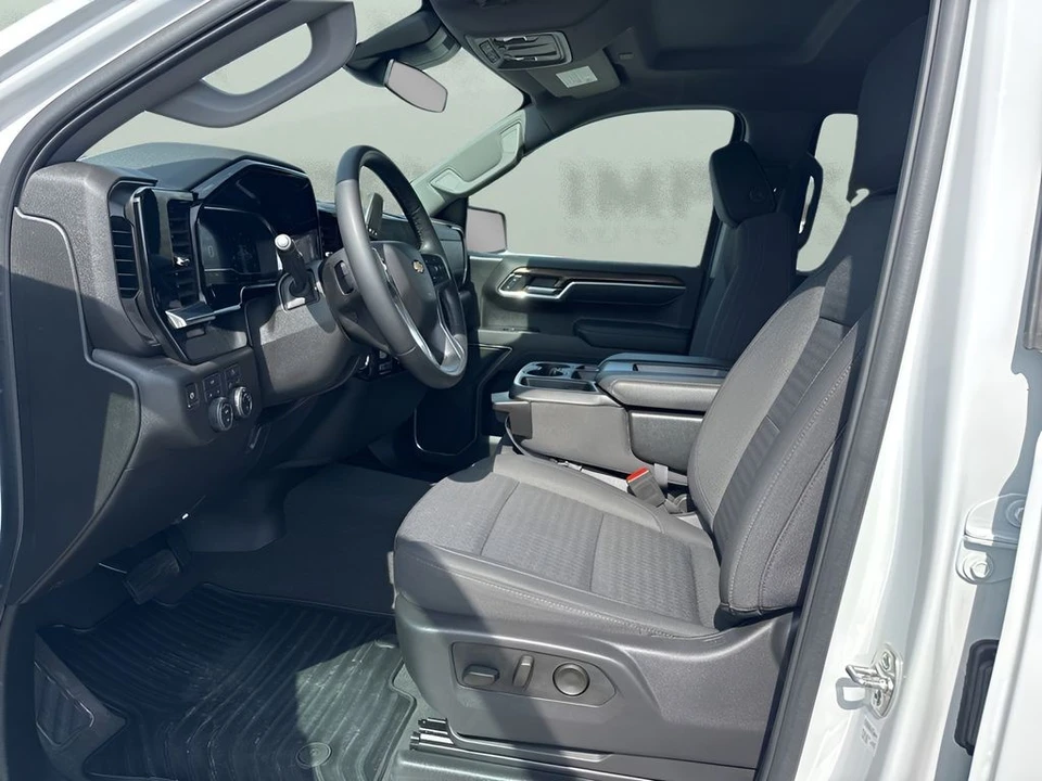 2025 Chevrolet Silverado 4th Gen - Image 9 of 21