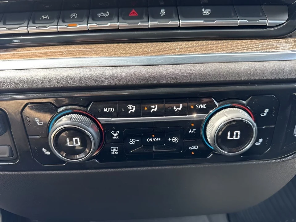 2025 Chevrolet Silverado 4th Gen - Image 18 of 21