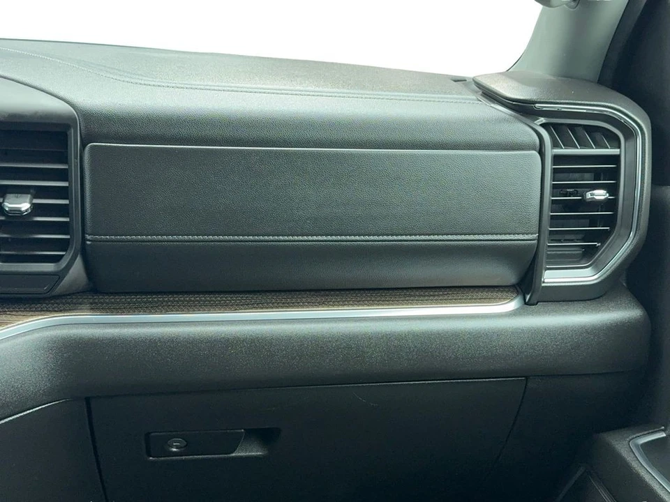 2025 Chevrolet Silverado 4th Gen - Image 21 of 21