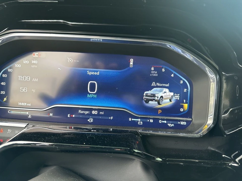 2025 Chevrolet Silverado 4th Gen - Image 2 of 16