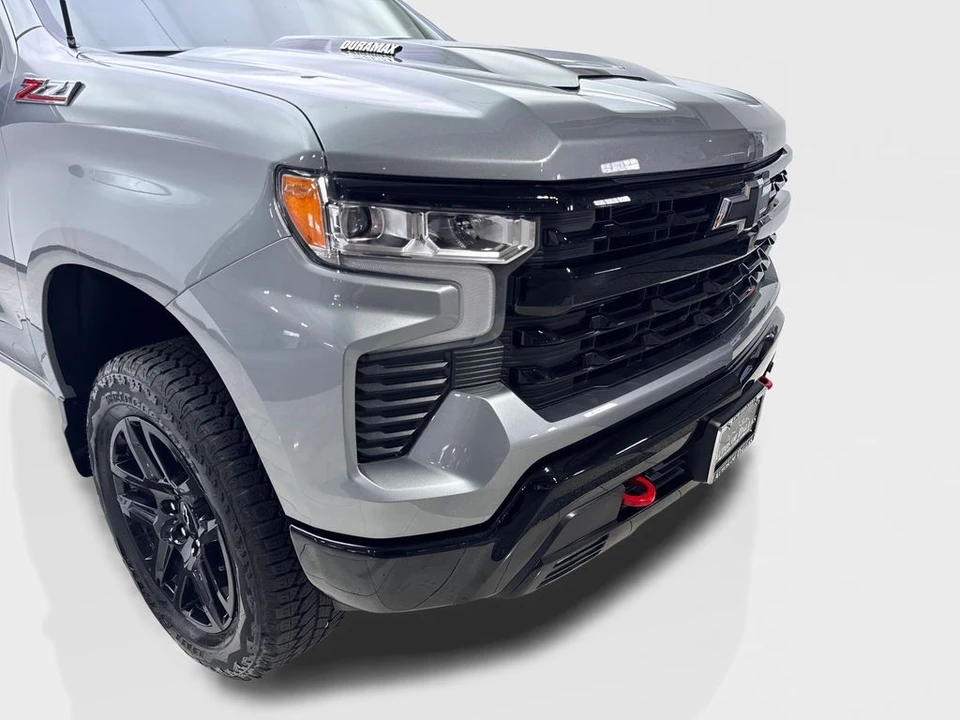 2025 Chevrolet Silverado 4th Gen - Image 17 of 21