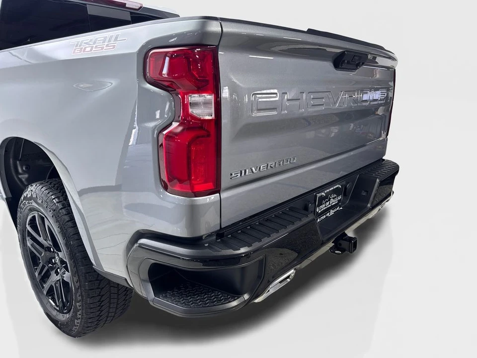 2025 Chevrolet Silverado 4th Gen - Image 19 of 21
