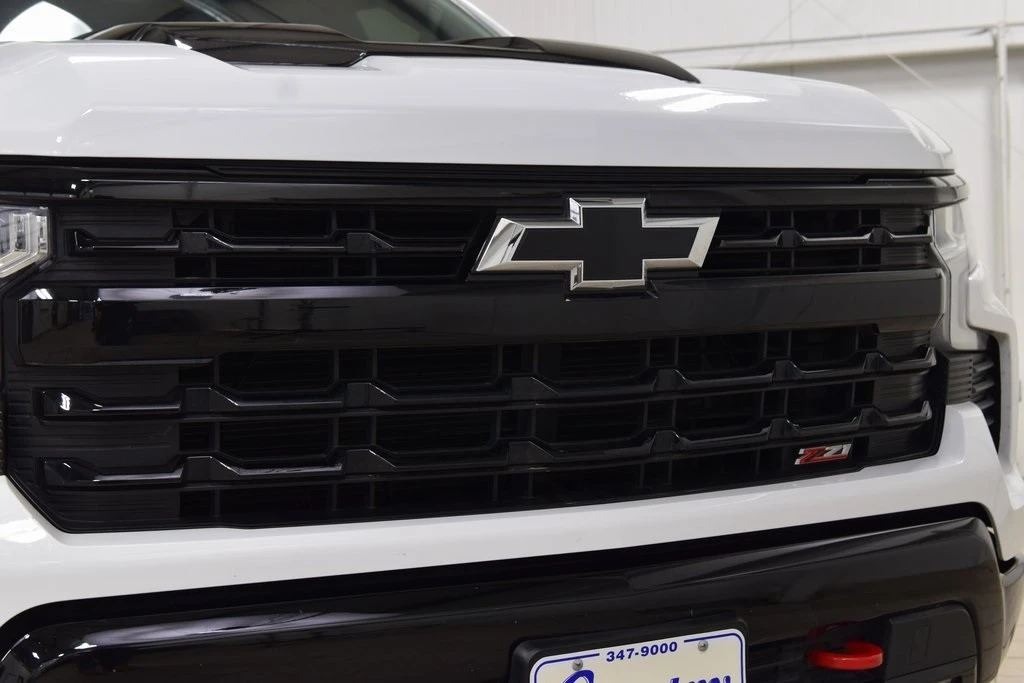 2025 Chevrolet Silverado 4th Gen - Image 11 of 12