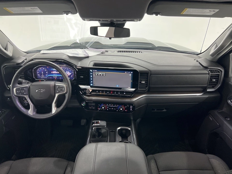 2025 Chevrolet Silverado 4th Gen - Image 19 of 21