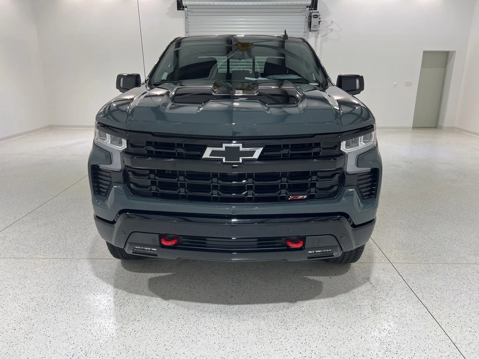 2025 Chevrolet Silverado 4th Gen - Image 8 of 12