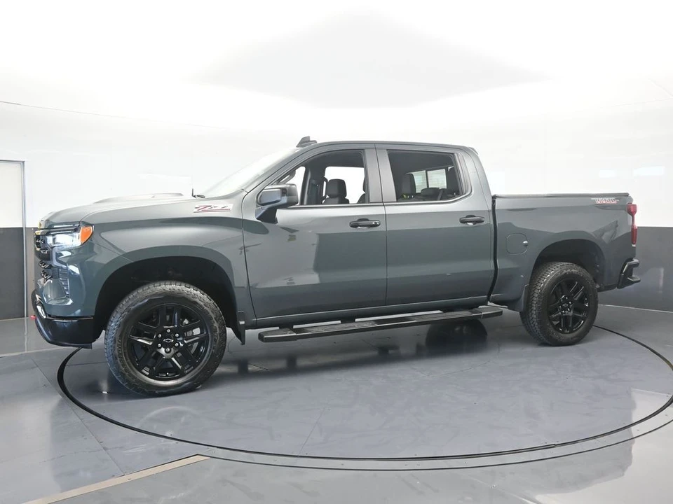 2025 Chevrolet Silverado 4th Gen - Image 2 of 12