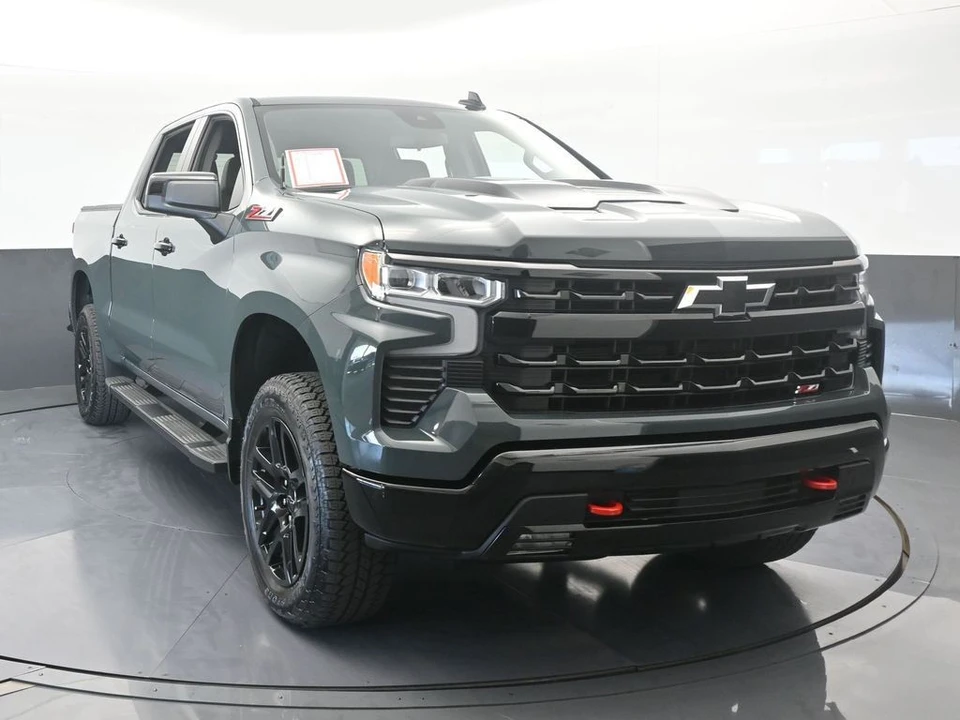 2025 Chevrolet Silverado 4th Gen - Image 9 of 12