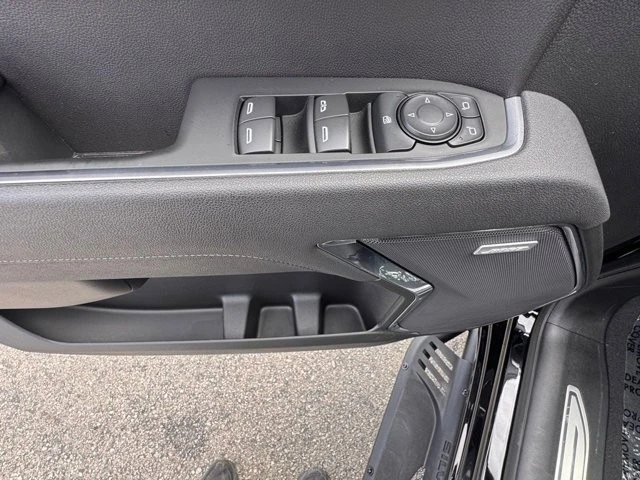 2025 Chevrolet Silverado 4th Gen - Image 16 of 21