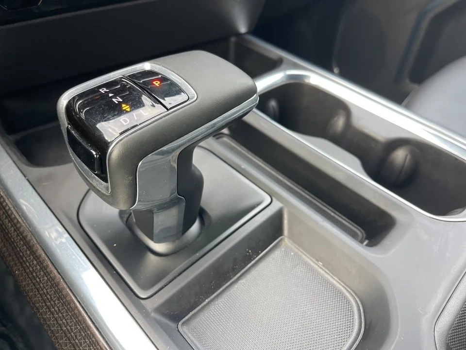 2025 Chevrolet Silverado 4th Gen - Image 20 of 21