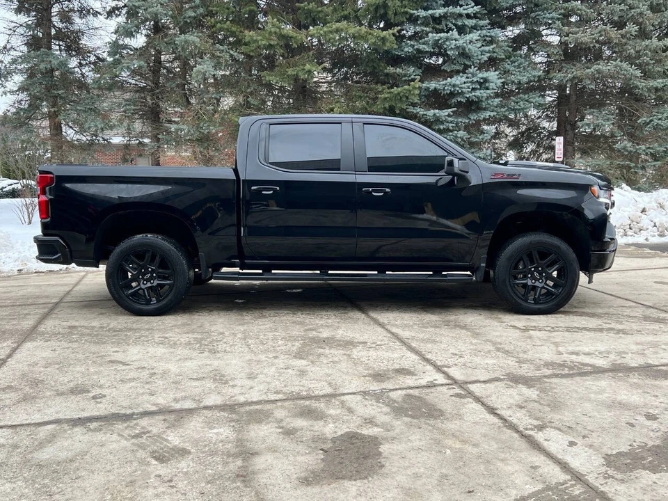 2025 Chevrolet Silverado 4th Gen - Image 6 of 21