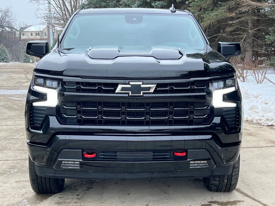 2025 Chevrolet Silverado 4th Gen - Image 3 of 21