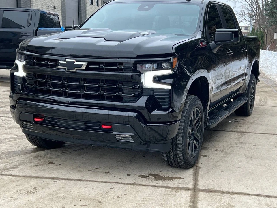 2025 Chevrolet Silverado 4th Gen - Image 4 of 21