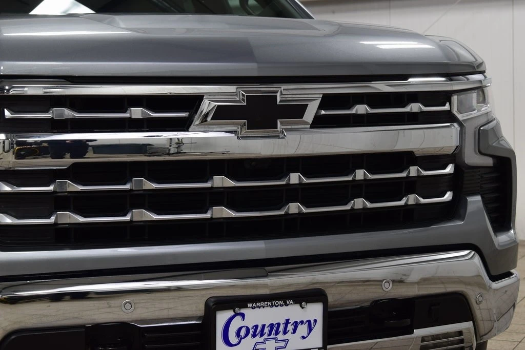 2025 Chevrolet Silverado 4th Gen - Image 11 of 12