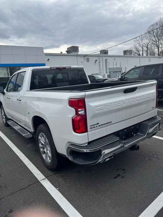 2025 Chevrolet Silverado 4th Gen - Image 5 of 12