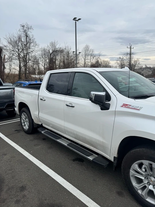 2025 Chevrolet Silverado 4th Gen - Image 6 of 12