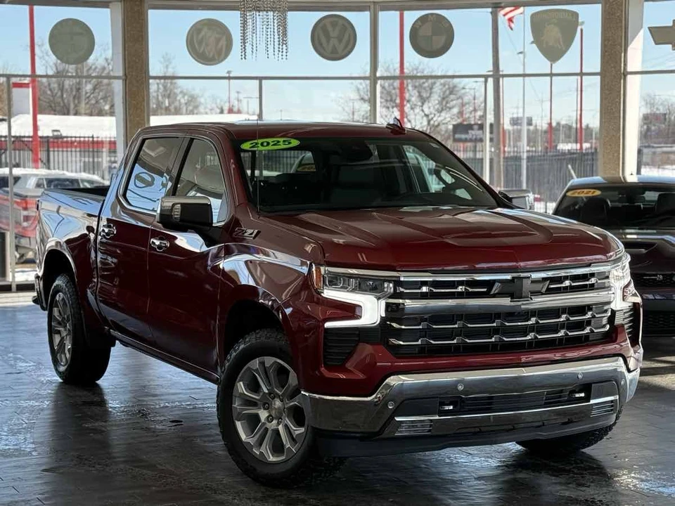 2025 Chevrolet Silverado 4th Gen - Image 2 of 21