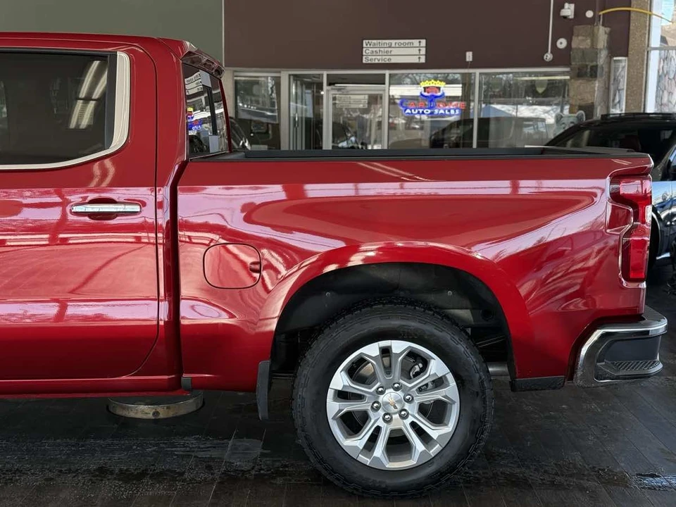 2025 Chevrolet Silverado 4th Gen - Image 10 of 21