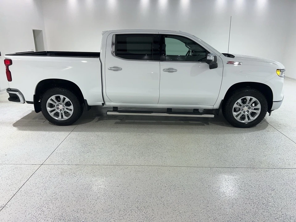 2025 Chevrolet Silverado 4th Gen - Image 6 of 12
