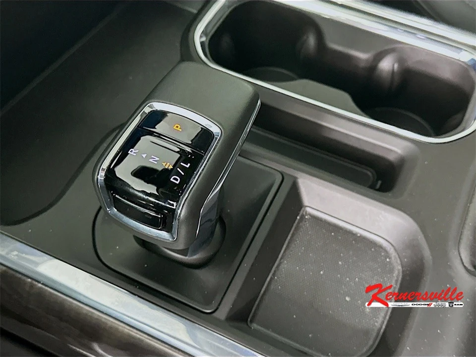 2025 Chevrolet Silverado 4th Gen - Image 16 of 21