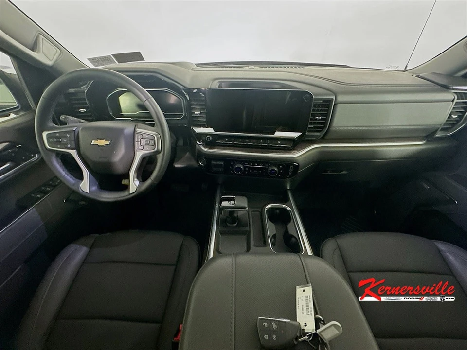 2025 Chevrolet Silverado 4th Gen - Image 10 of 21